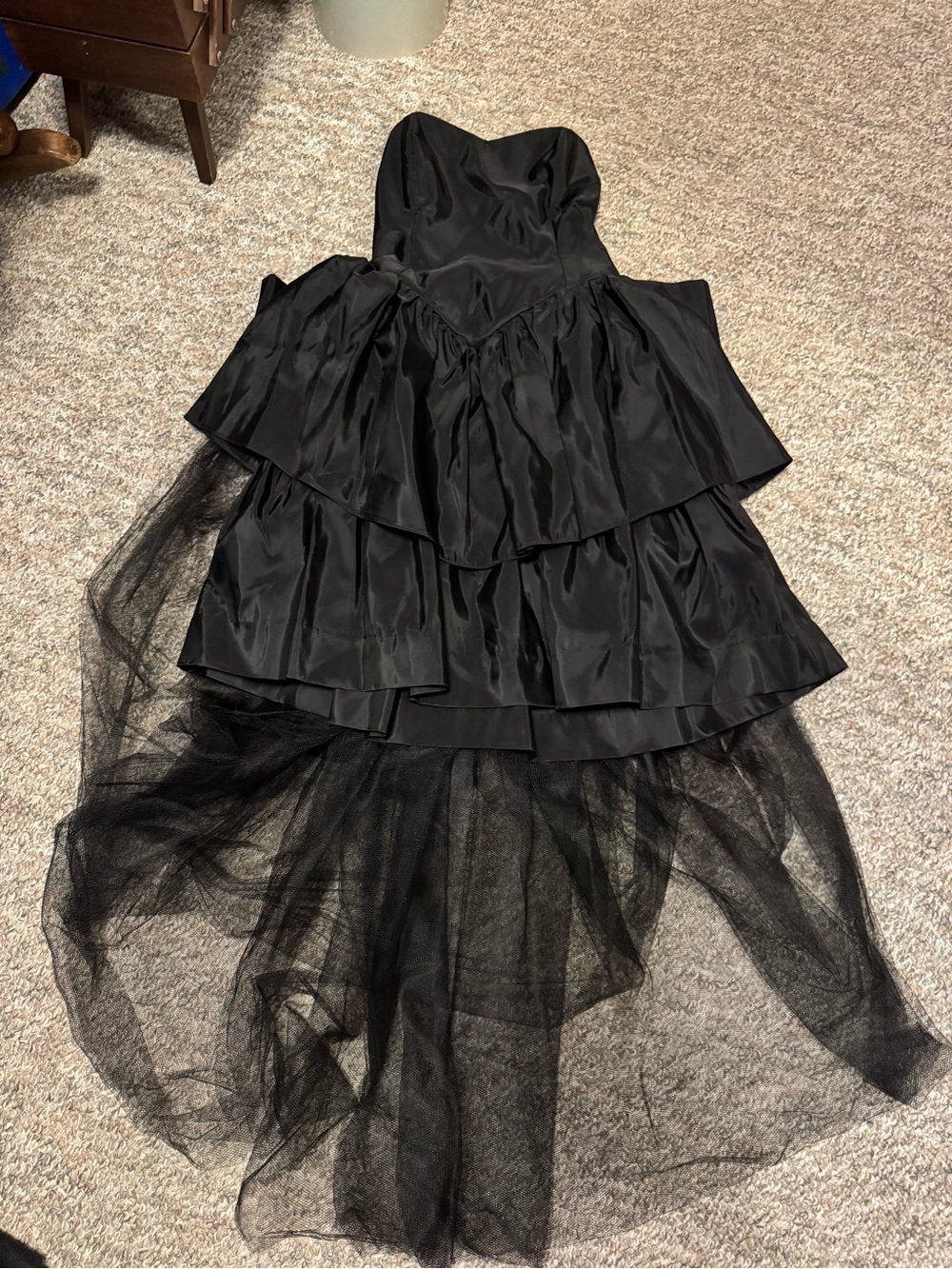 Vintage 80’s strapless mini ruffle dress - black